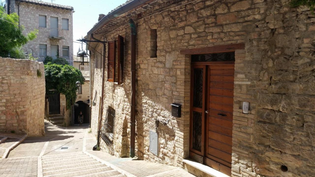 Camere Santa Chiara Assisi Esterno foto